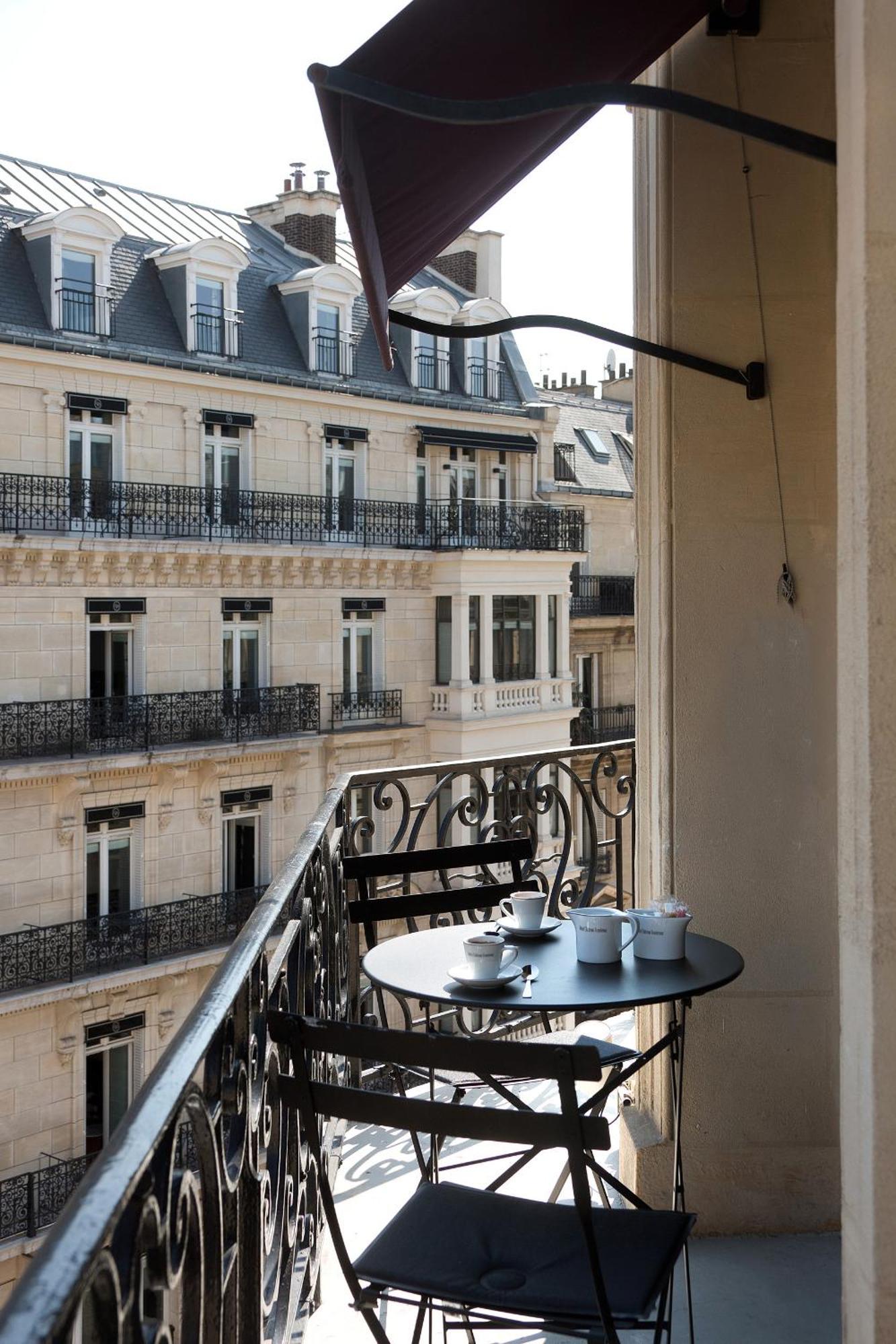 Hotel Chateau Frontenac Paris Exterior photo