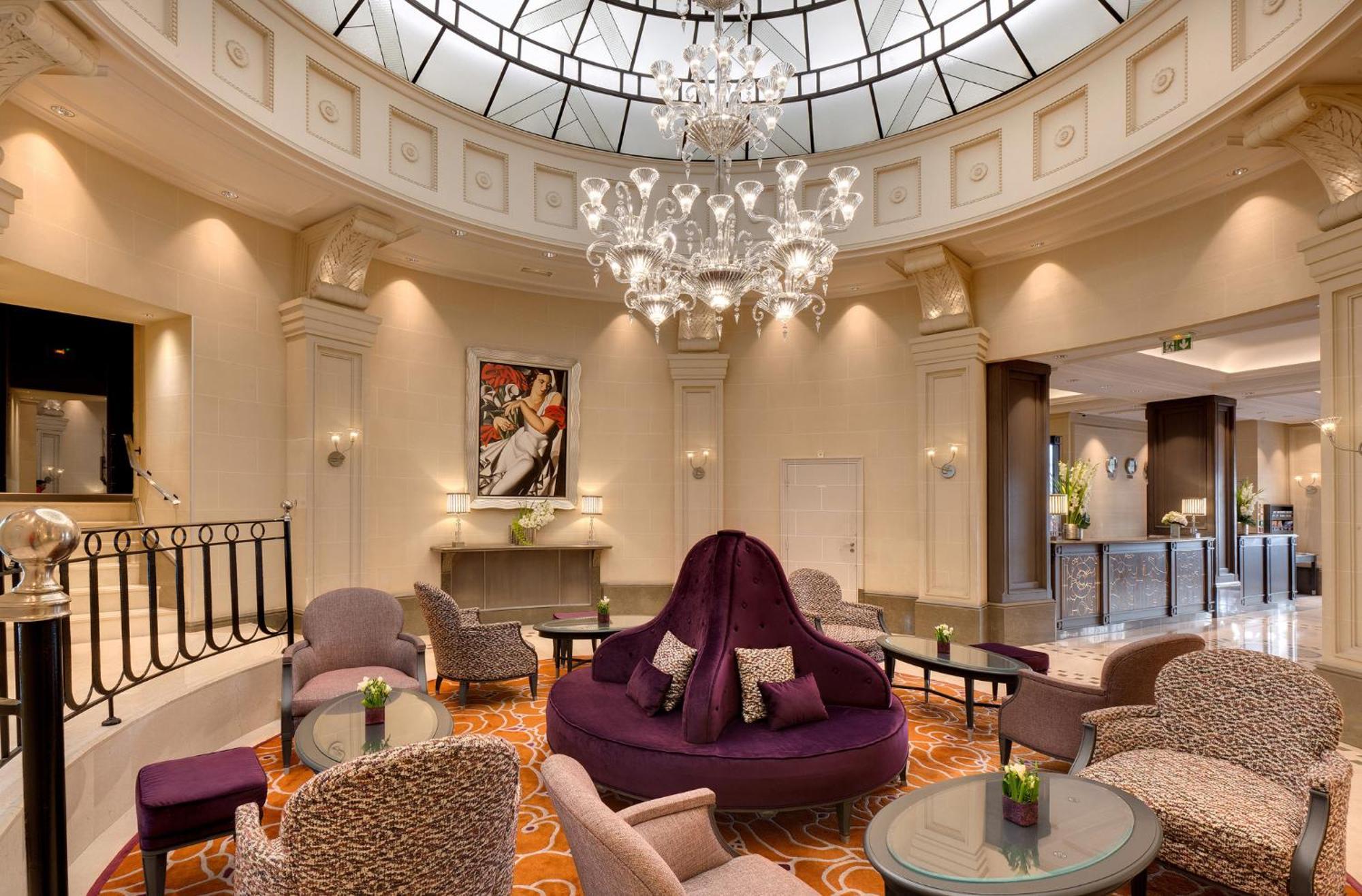 Hotel Chateau Frontenac Paris Exterior photo